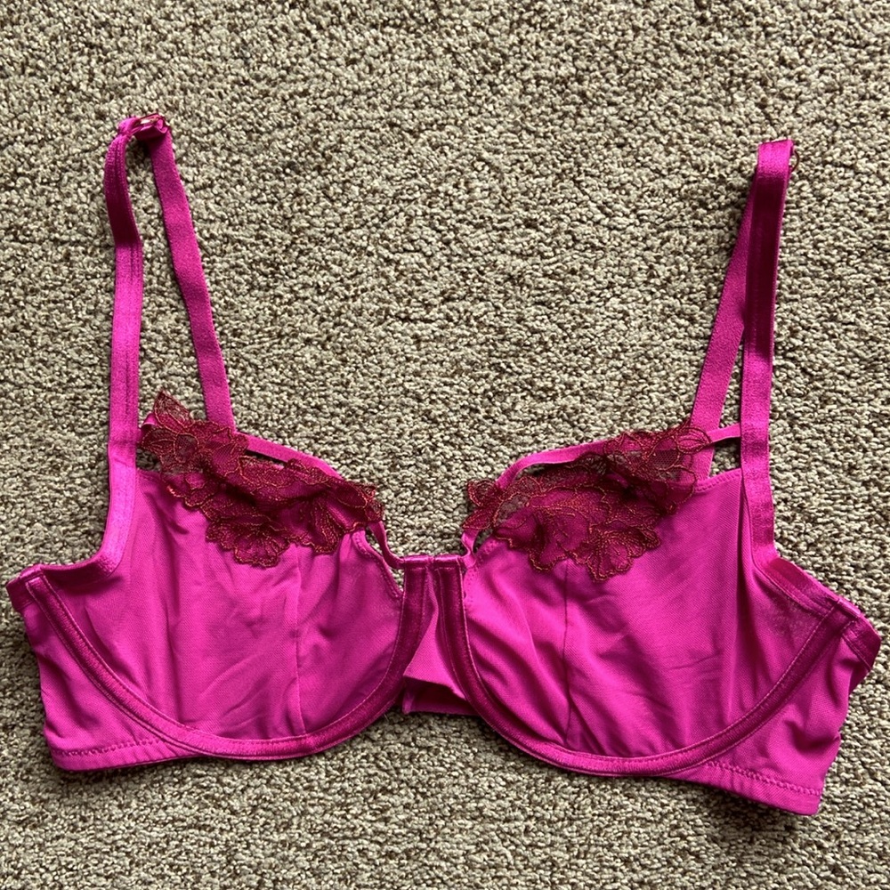 Adore Me Pink Lace Bra with Delicate Detailing